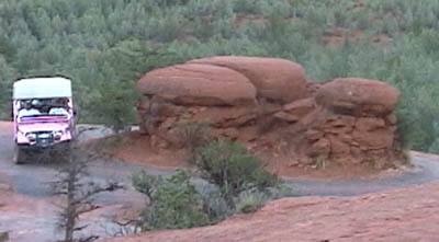 sed_pink05_mushroom_rock