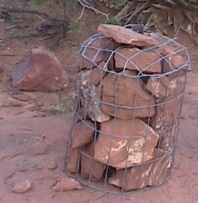 sed_pink06_rock_trap